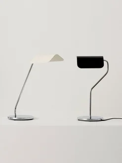 Apex Desk Lamp