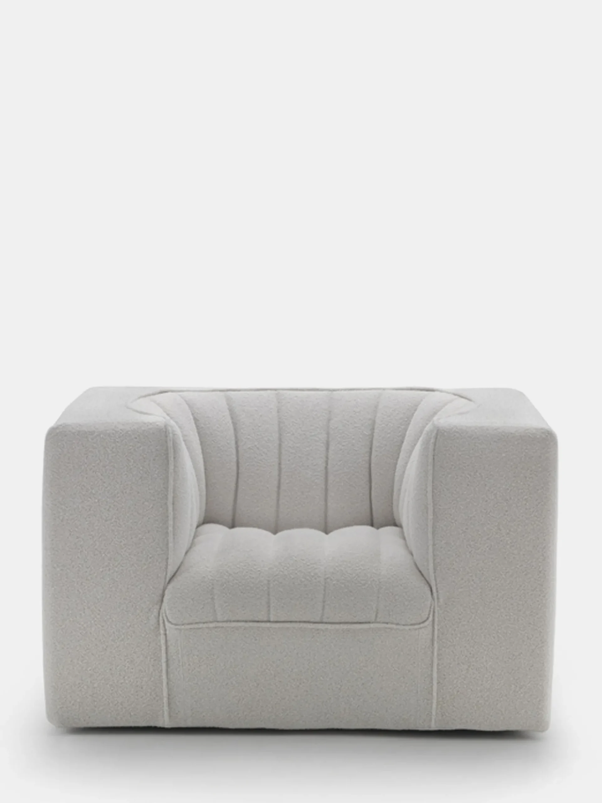 9000 Armchair