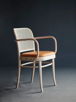 Armchair No 811 – Raw – Tärnsjö Leather