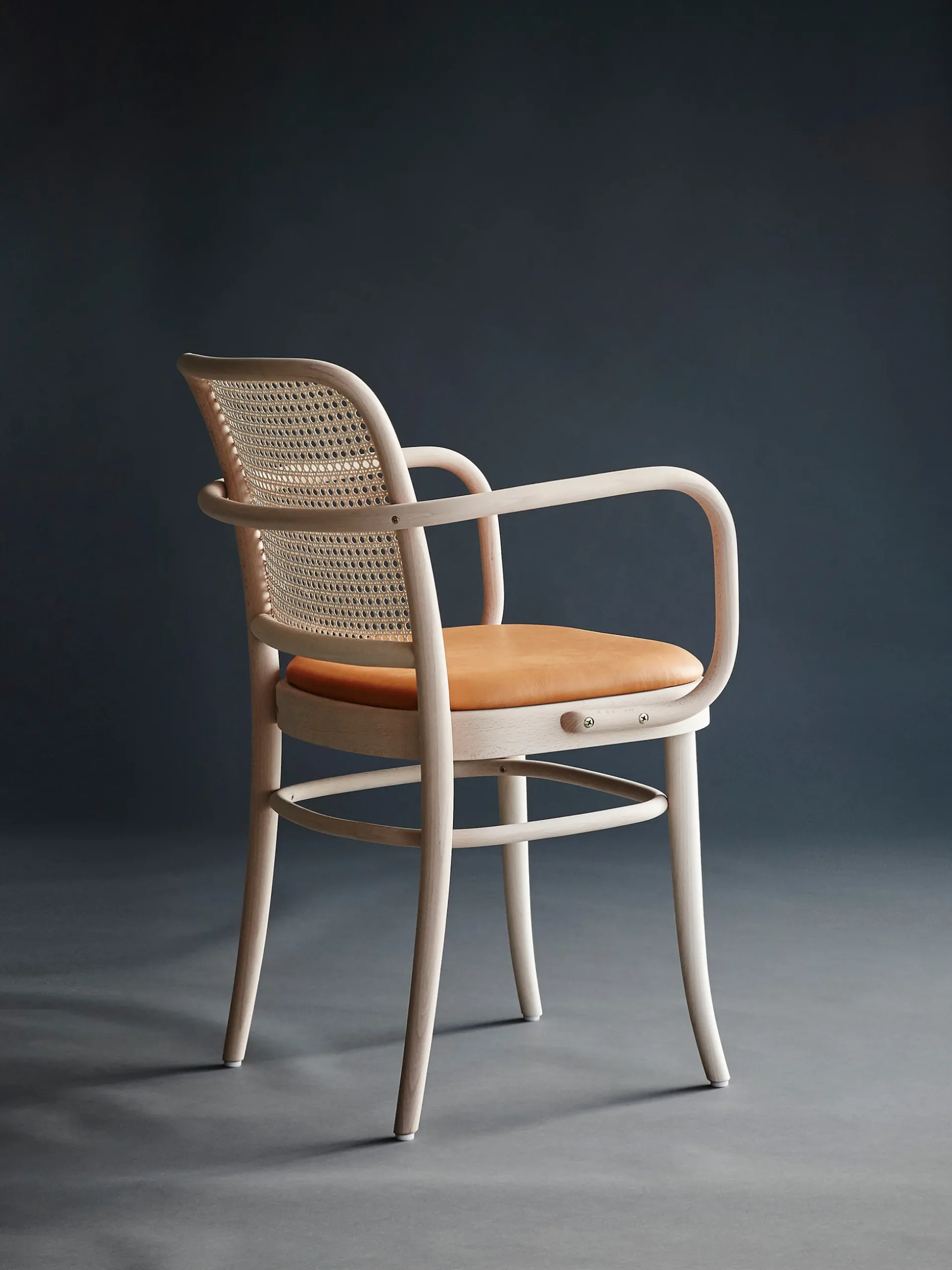 Armchair No 811 – Raw – Tärnsjö Leather