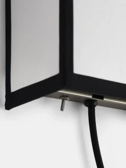 Ava Square Wall Lamp