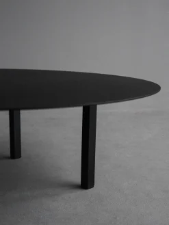 Bea Mombaers Table