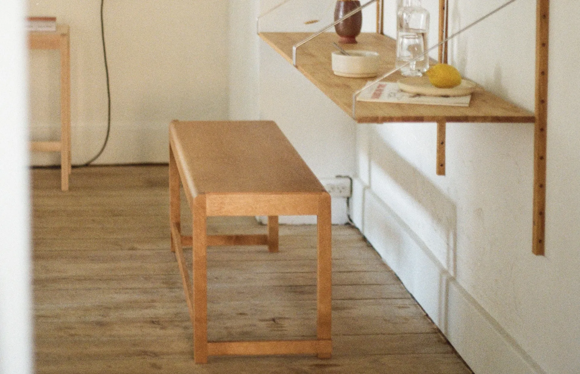 Bench 01
