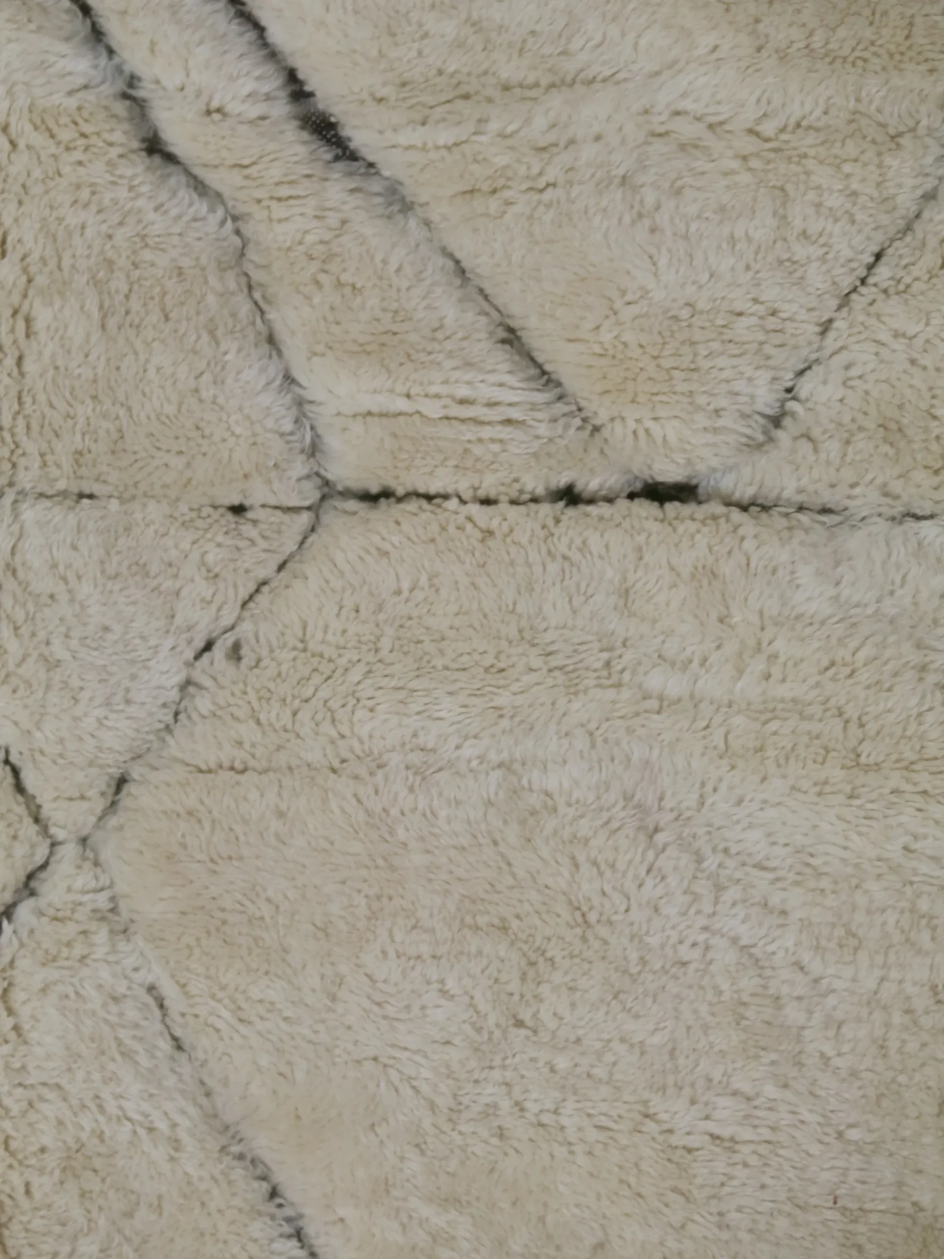 Beni Masuda - Natural Wool - 180 x 270 cm