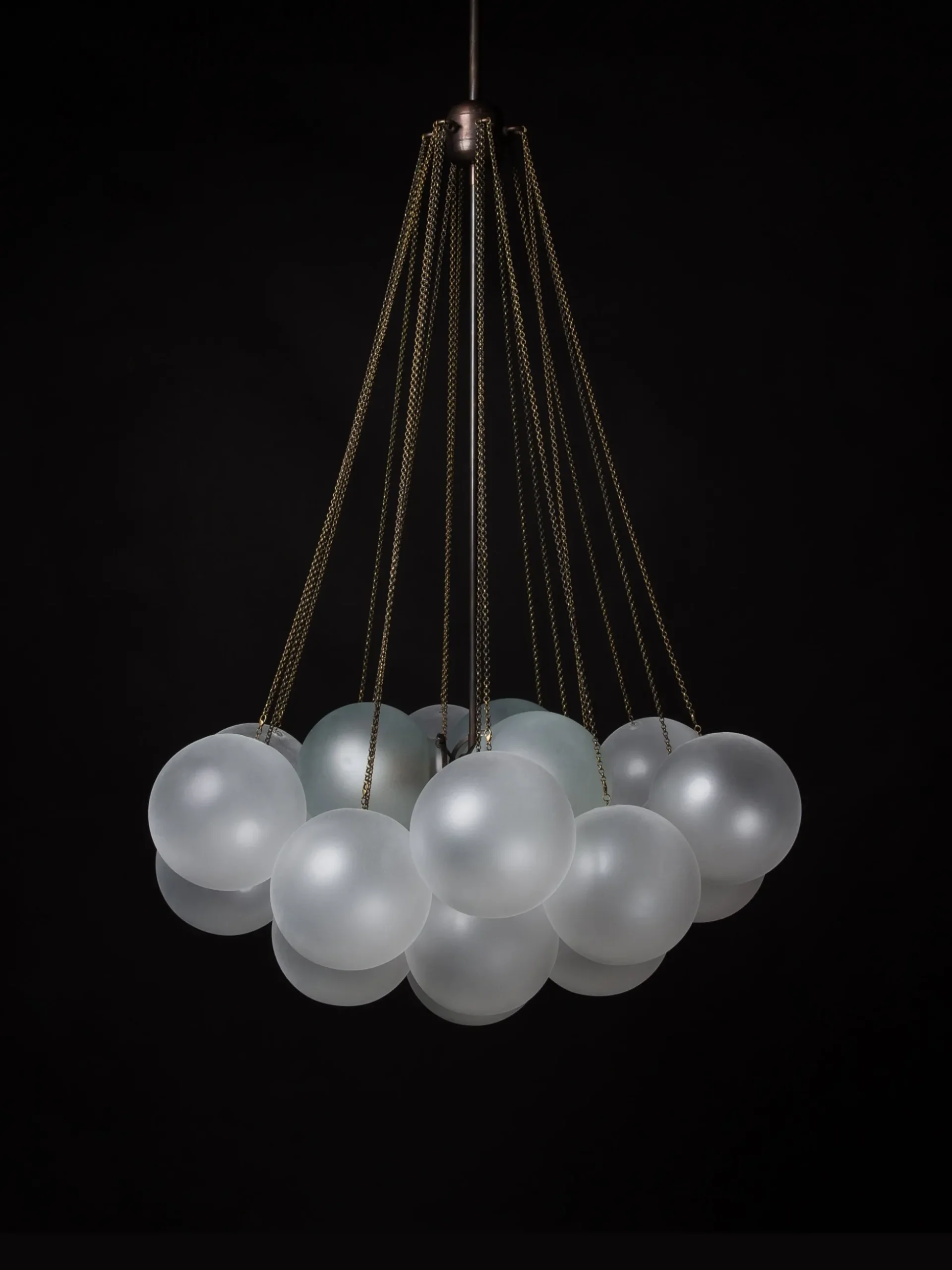 Cloud 19 - Chandelier