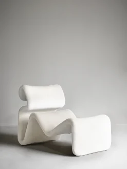 Etcetera Lounge Chair - Creme White