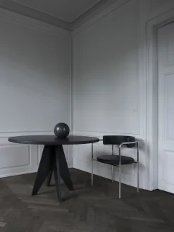 FF Chair Cubic