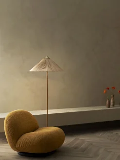 9602 Floor Lamp