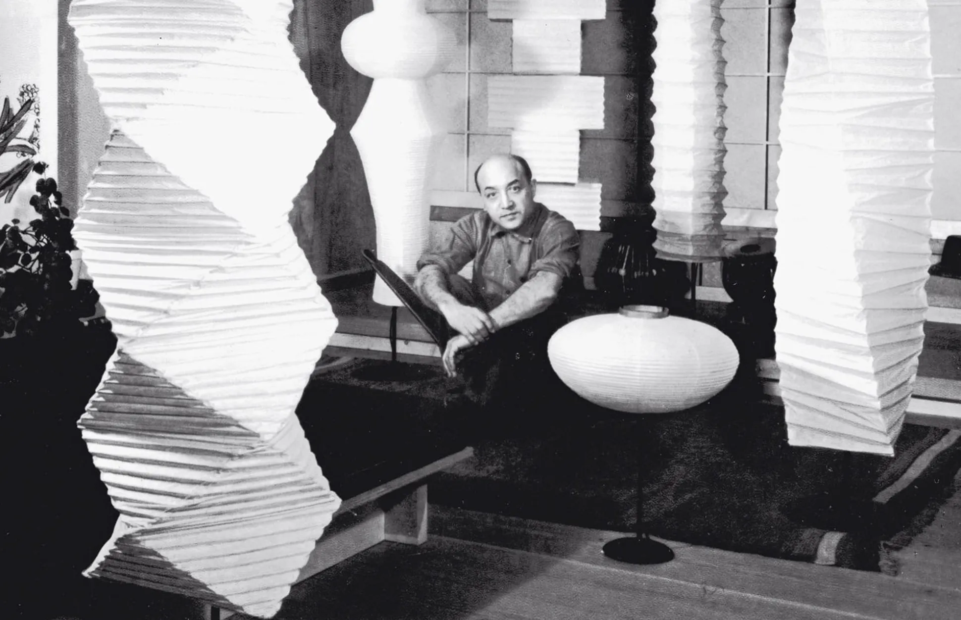 Isamu Noguchi – Akari BB3-33S