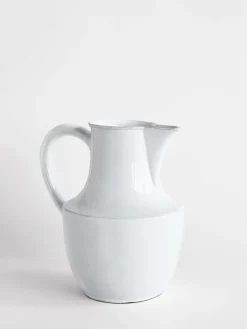 Istanbul Pitcher