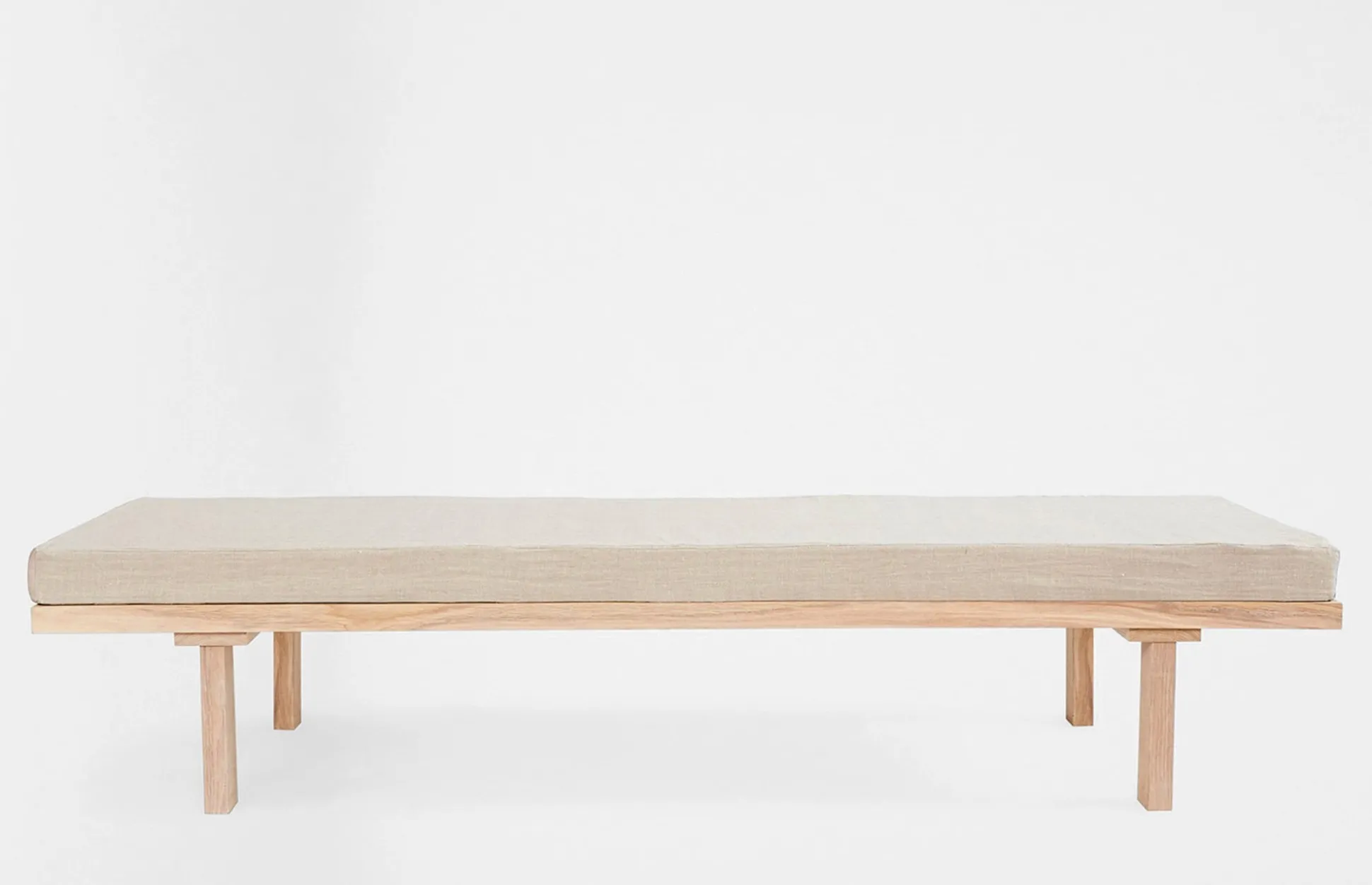 KR-180 Daybed