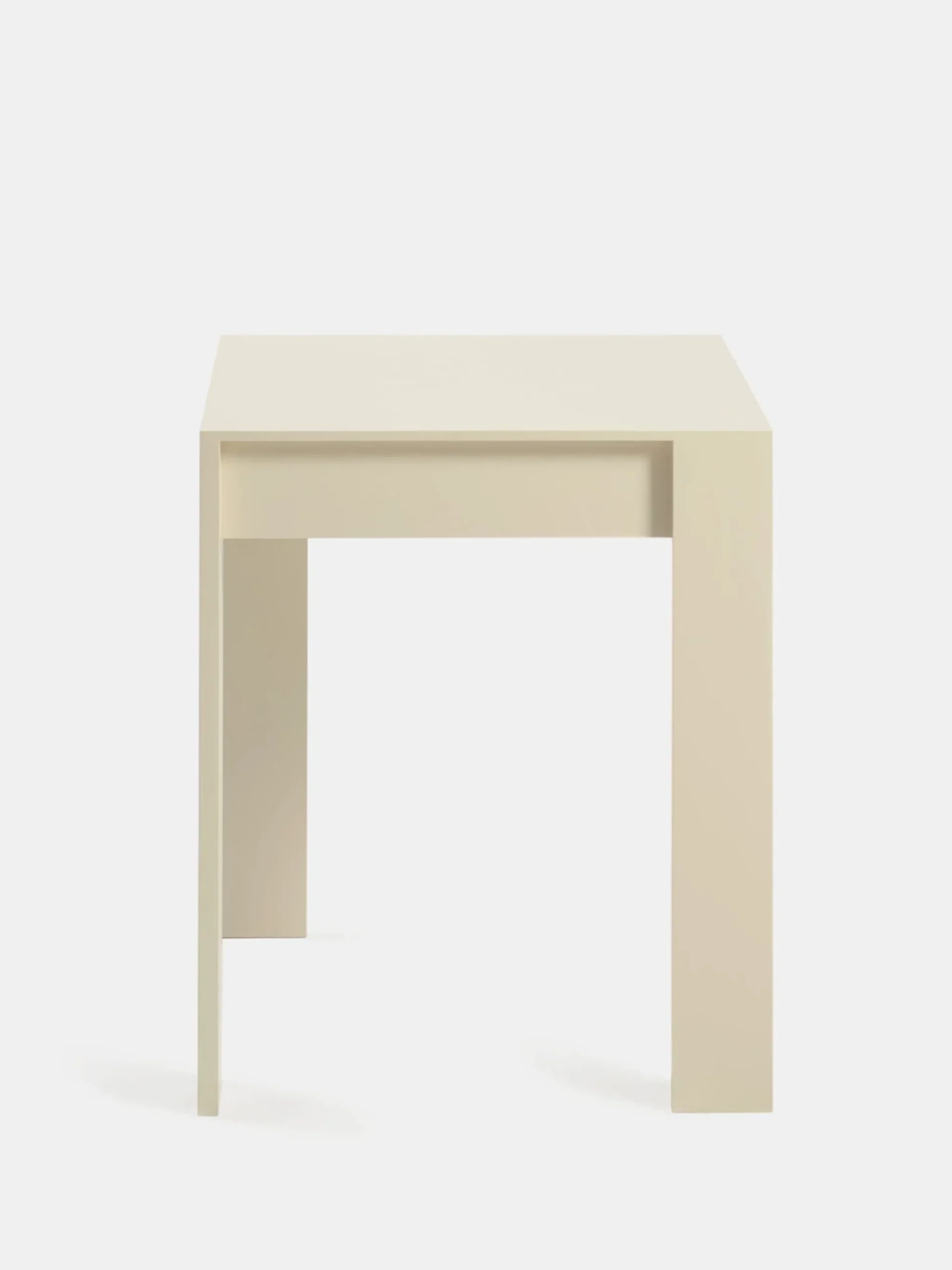 Malé Side Table