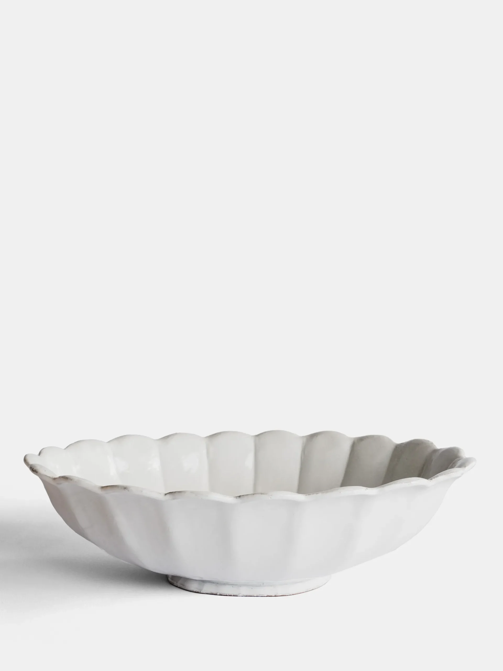 Marguerite Large Platter on Low Stand