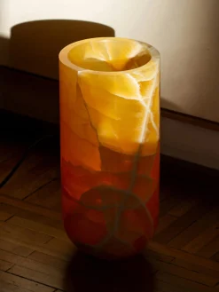 ONYX Table Lamp