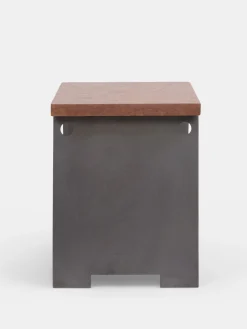 64 Plinth
