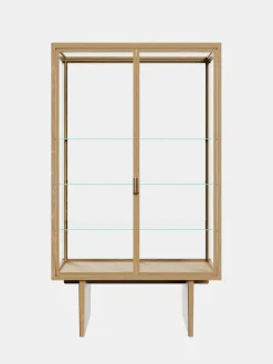 Private Vitrine - Light Stained Oak