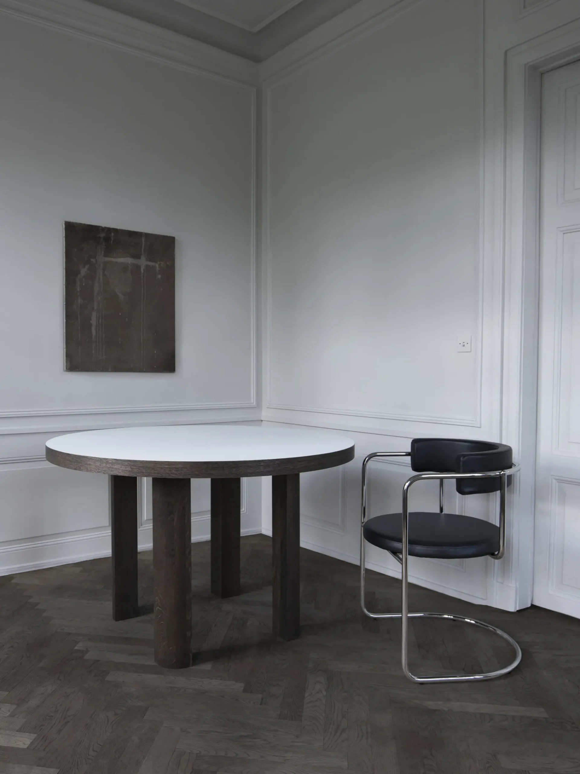 Quarter Dining Table