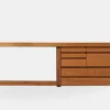 R05 Desk