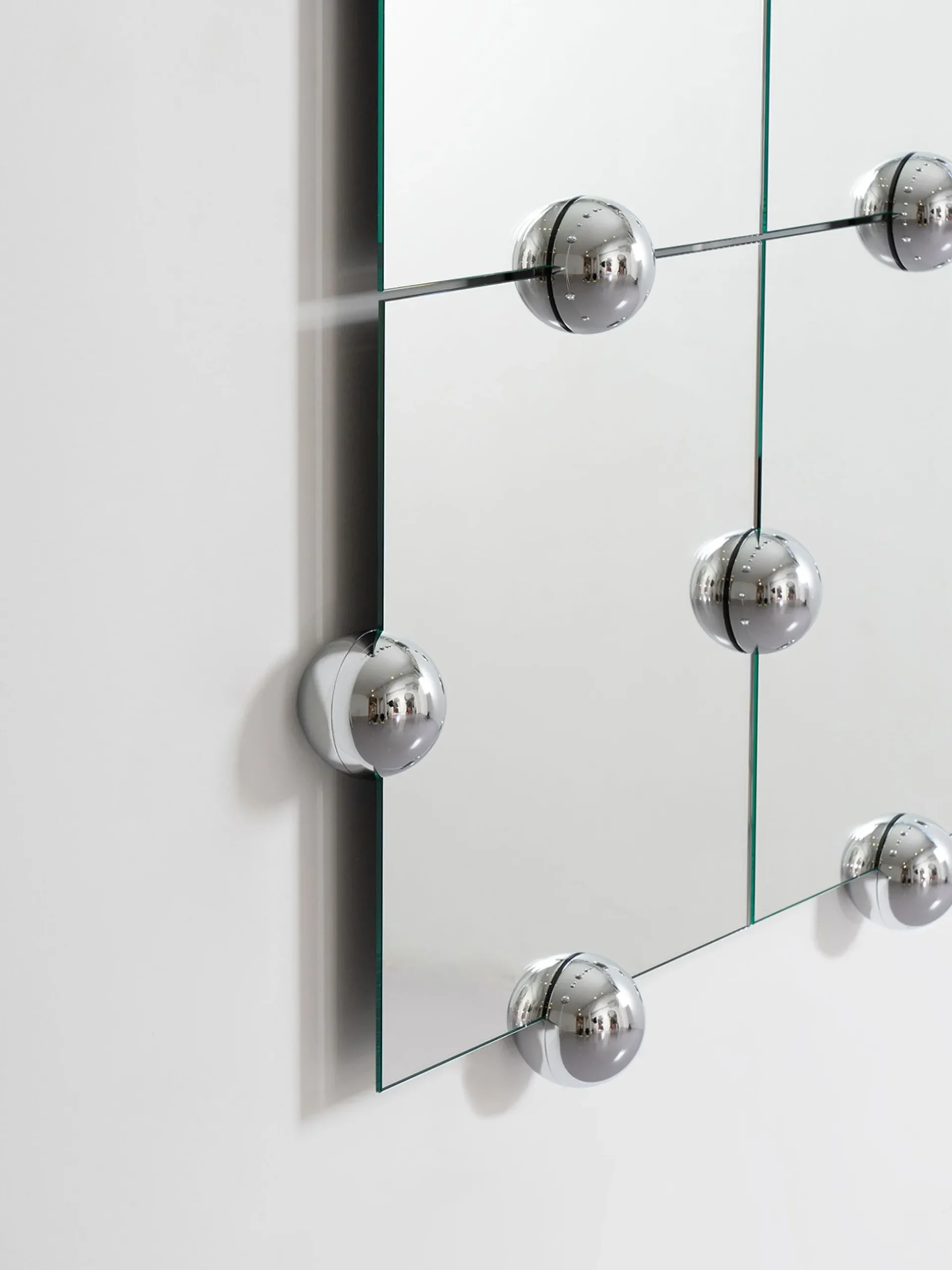 Sphera Mirror - Crystal Palace Vertical