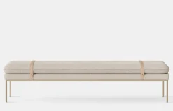 Turn Daybed - Boucle Off White - Cashmere Frame - Natural Straps
