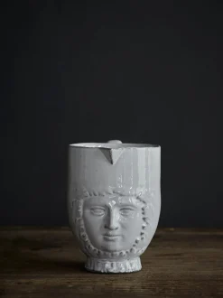 Visage Pitcher