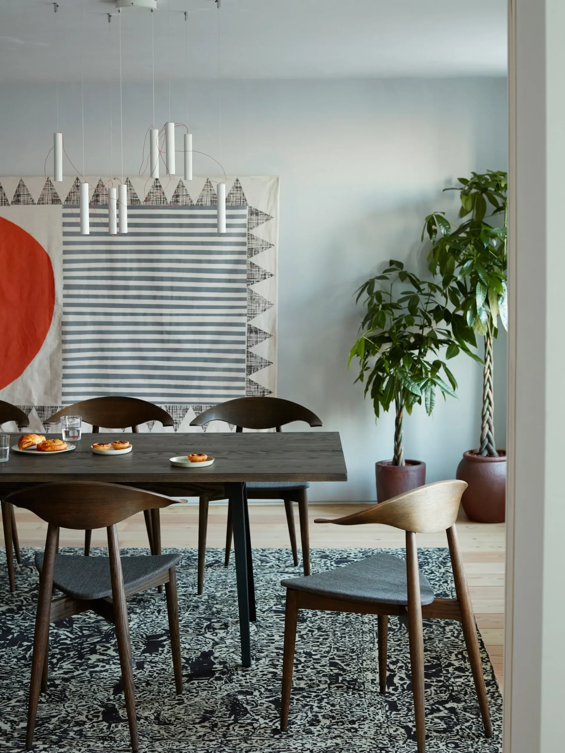 Welles Dining Table