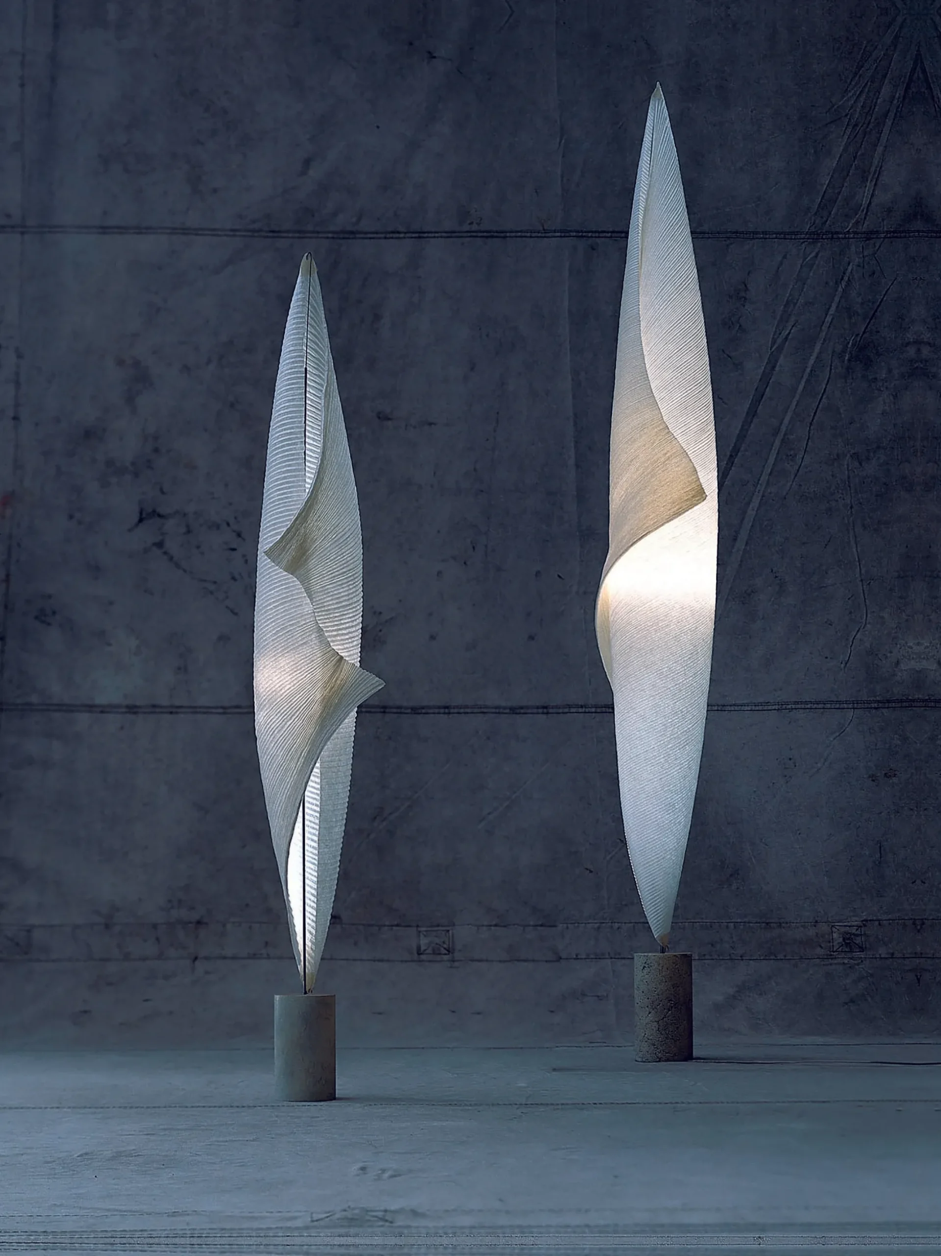 Wo-Tum-Bu 2 Floor Lamp